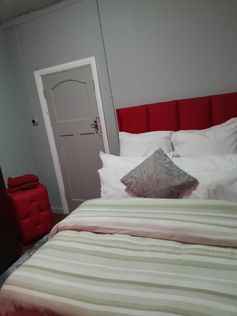 Brooklyn Queens And Kings Guesthouse Kaapstad Buitenkant foto