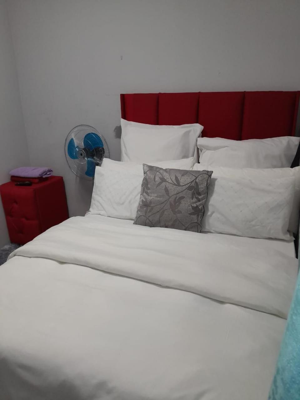 Brooklyn Queens And Kings Guesthouse Kaapstad Buitenkant foto
