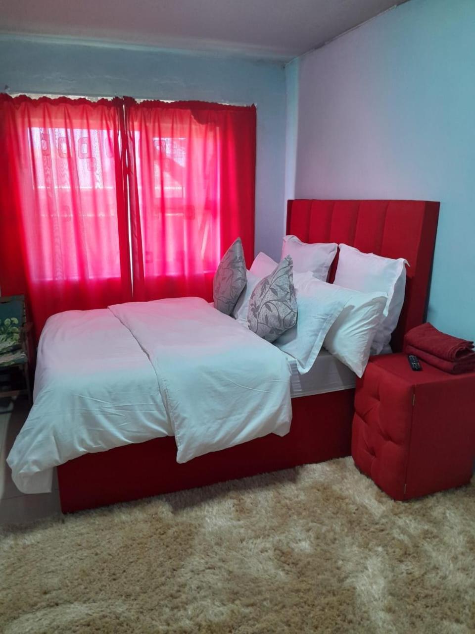 Brooklyn Queens And Kings Guesthouse Kaapstad Buitenkant foto
